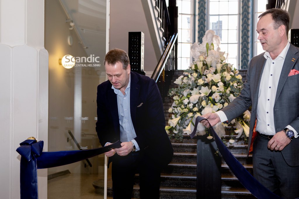Scandic Grand Central Helsinki hotellin avasi Helsingin pormestari Jan Vapaavuori ja Scandic Hotels Oy:n toimitusjohtaja Aki Käyhkö Scandic Grand Central Helsinki hotellin avasi Helsingin pormestari Jan Vapaavuori ja Scandic Hotels Oy:n toimitusjohtaja Aki Käyhkö